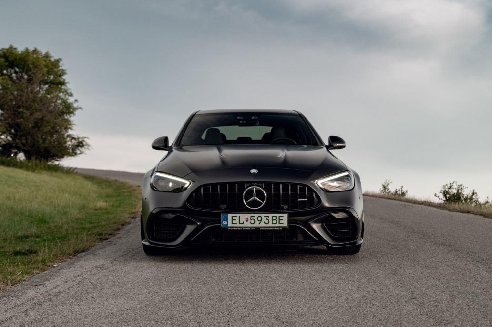 Mercedes-AMG C 63 S E Performance